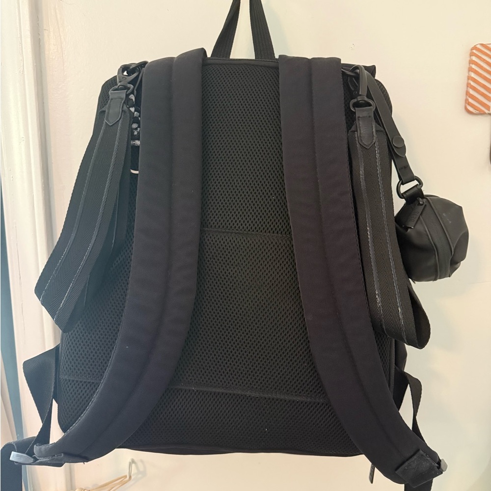 BEIS Ultimate Diaper Bag - Picture 3 of 5